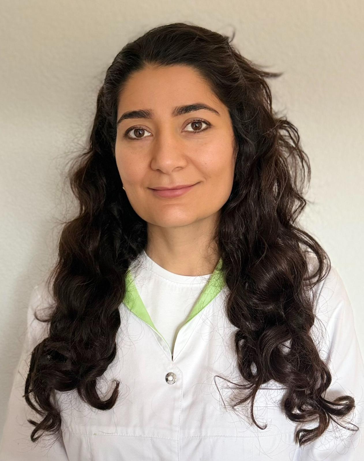 Sara Amiri Pharmacienne